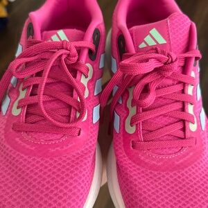 Size 9 Adidas womens shoes